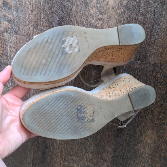 Call It Spring 4" Wedges - Picture 3 of 3